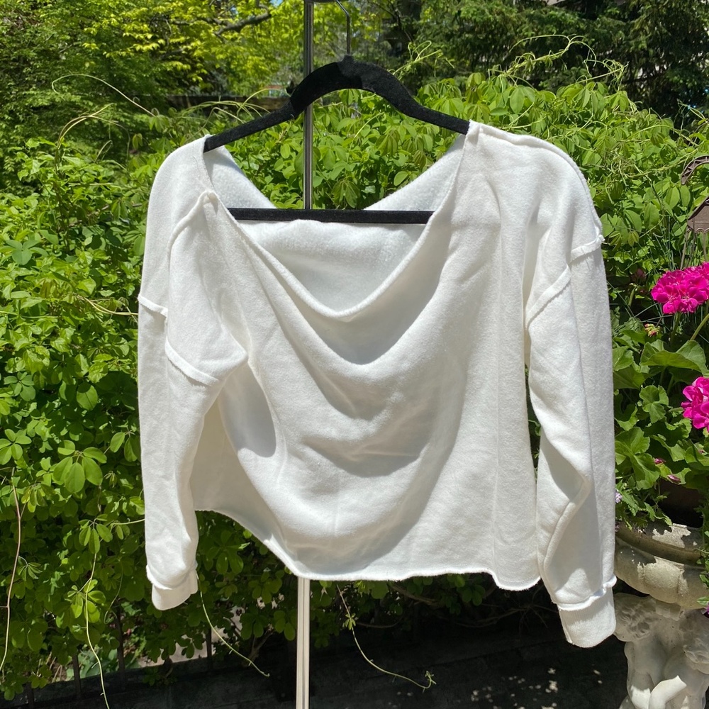Off The Shoulder White Longsleeve Crop Top